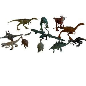 Mattel Jurassic World Dinosaur Figurine Action Figure Toy lot